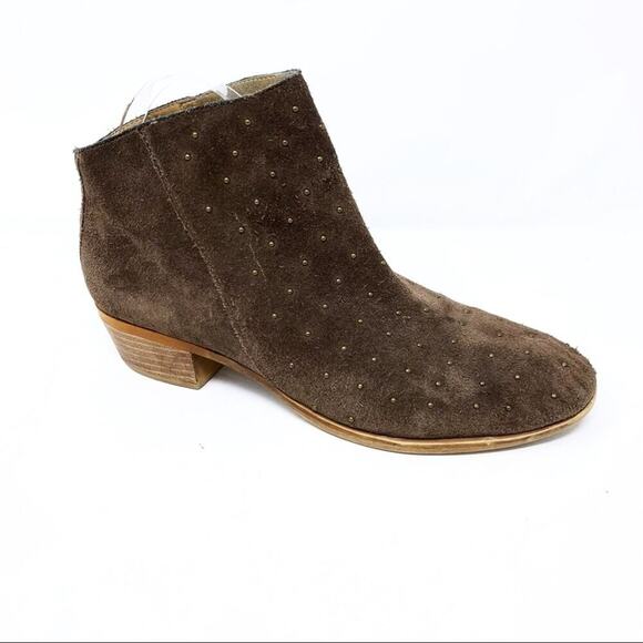 Lucky Brand Breena 2 Brown Suede Studded Leather Ankle Boots Booties Back Zip 10 - Picture 1 of 9